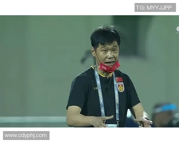 李铁足球明星背后的故事与成就解析